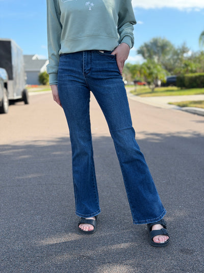 Short Notice Bootcut Jeans By Judy Blue