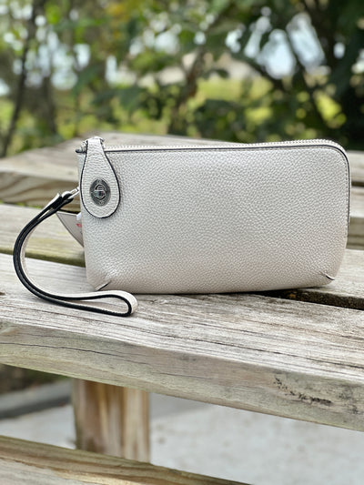 The Kendall Wristlet - Pearl