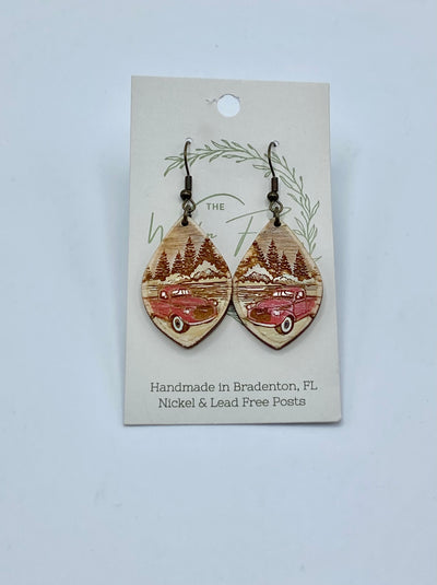 The Wooden Fence Holiday Collection