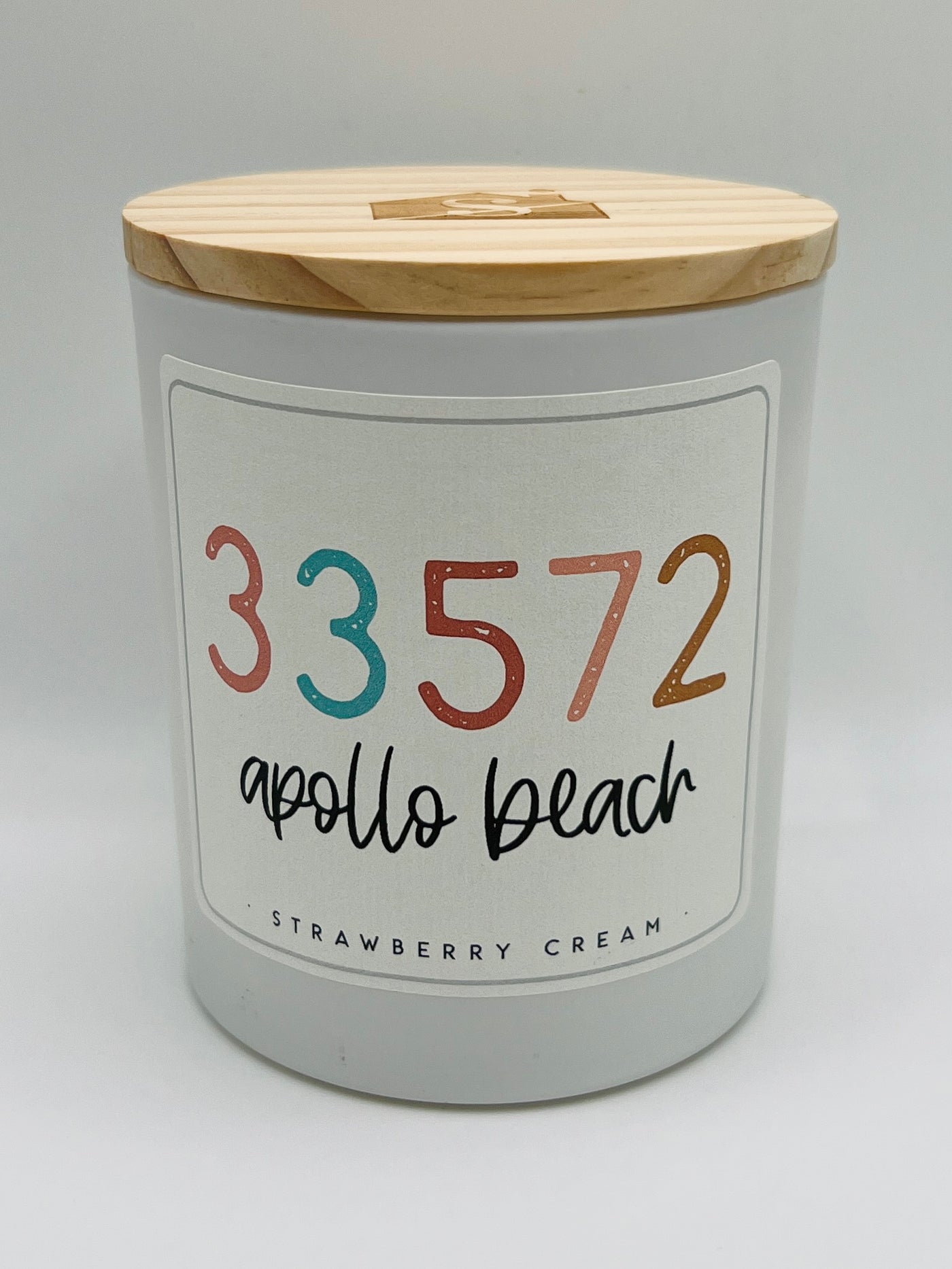 Candles By Sincere Surroundings - 
Colorful 33572 - Apollo Beach / Strawberry Cream
