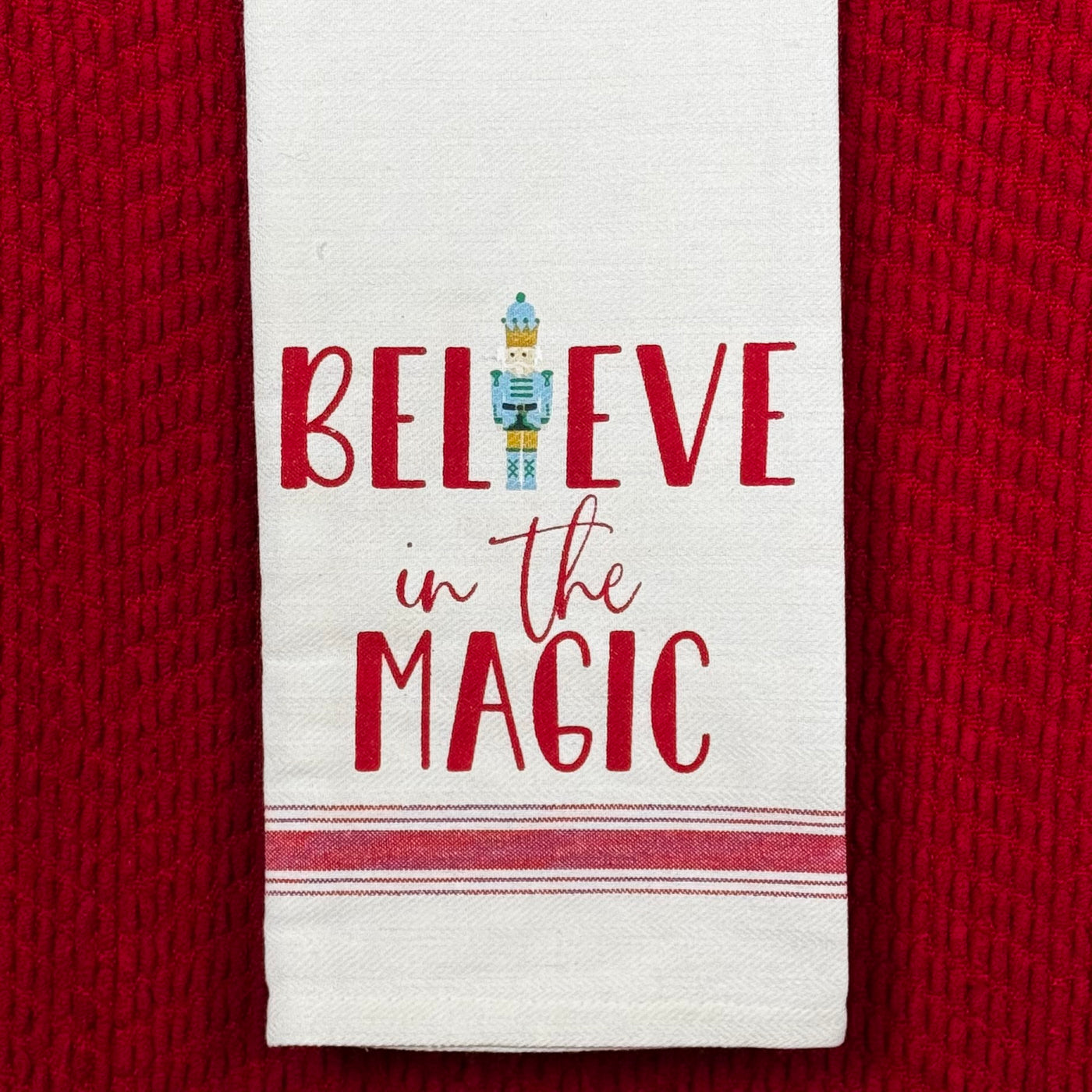 Holiday Gifts From The Royal Standard - Hand Towel / Believe In The Magic