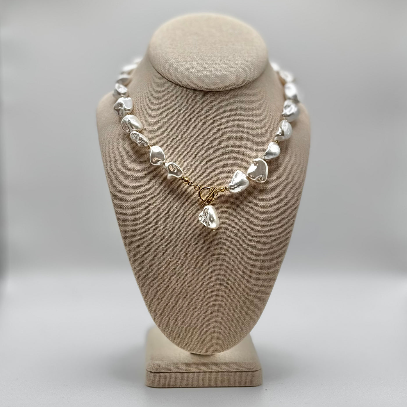 Accessories By Chansuttpearls - Chunky Pearl Necklace