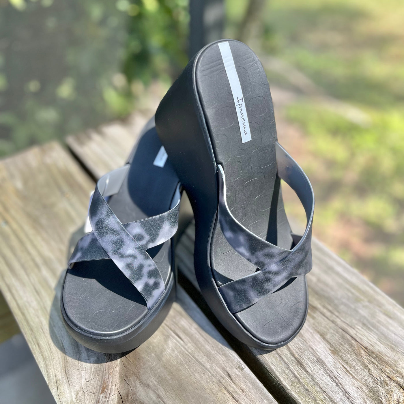 Lofty Leopard Wedge in Black/Grey
