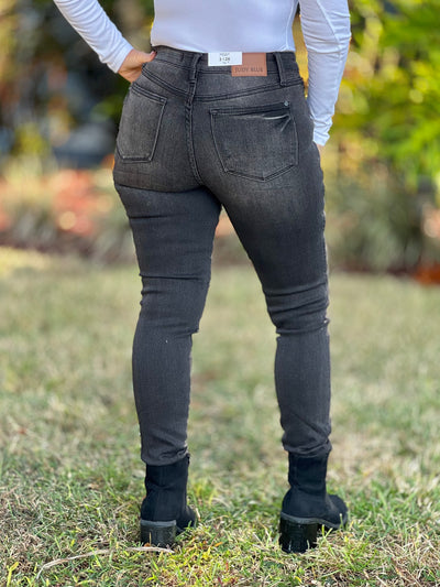 Jean Therapy Skinny Jeans By Judy Blue