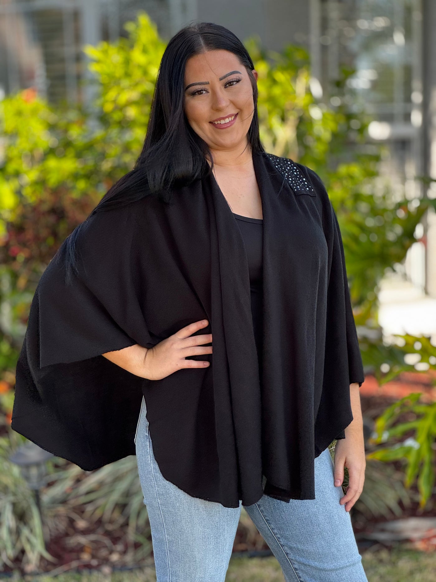 Kiara Pull Through Wrap - Black