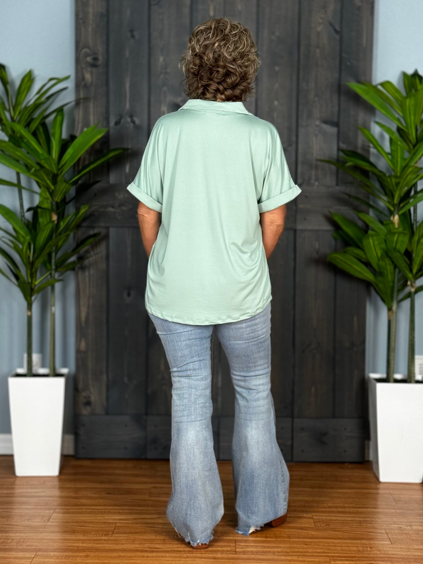 The World Traveler Top - Sea Foam 