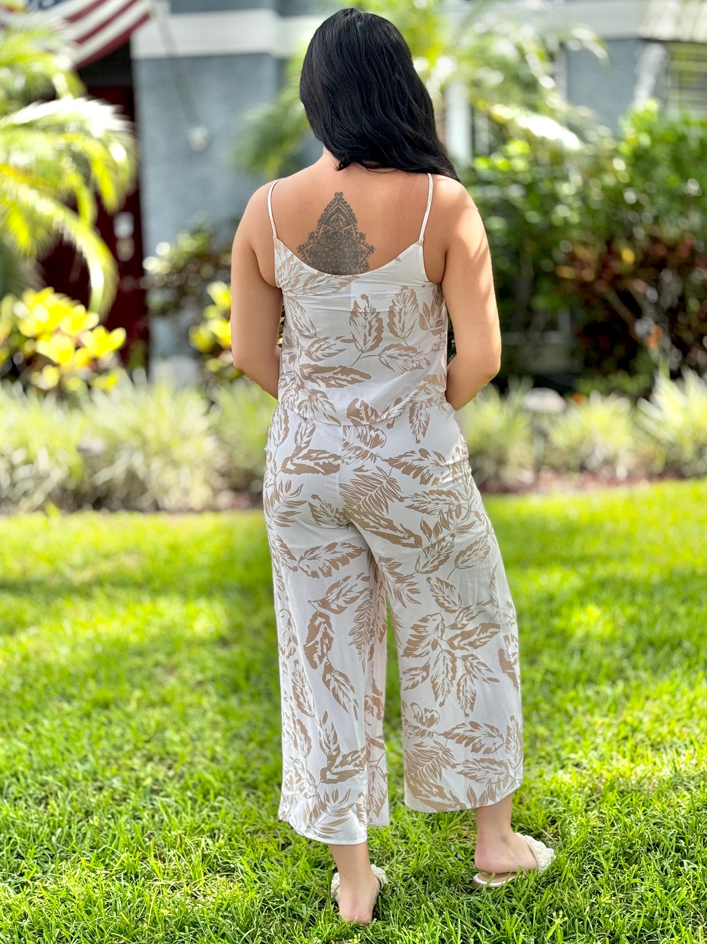The Carmen Set - White/Taupe