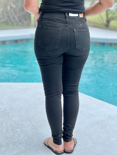 Runway Bound Button Fly Skinny Jeans by Judy Blue