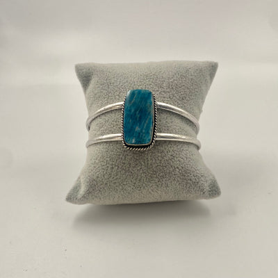 The Kashi Semiprecious Stones Collection