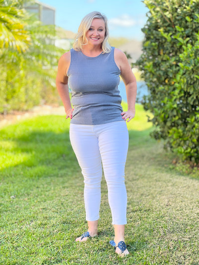Radiantly Ribbed Tank