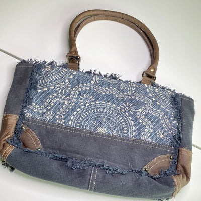 Yes Please! by Myra Bags