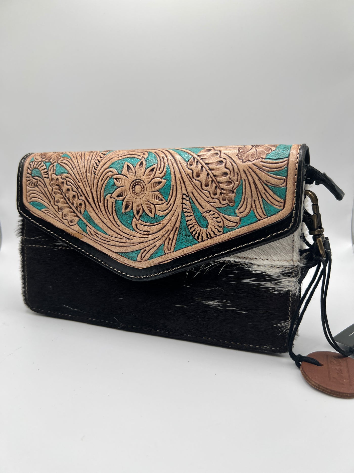 Convertible Wallets by Myra